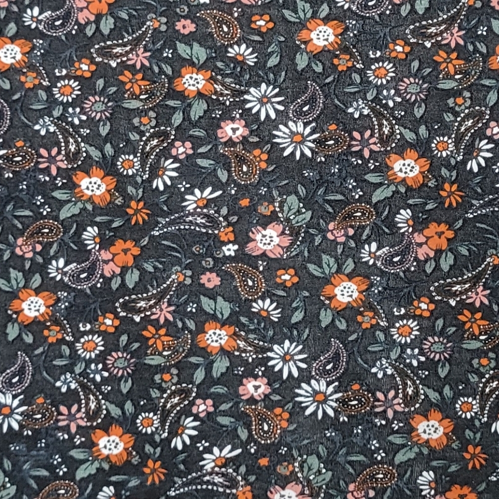 NWT! Twik Size Large Floral and Paisley Tshirt! - Picture 7 of 7